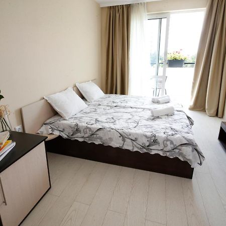 Stayinn Rainbow Houses Beachfront By Asteri Hotels Солнечный берег Экстерьер фото