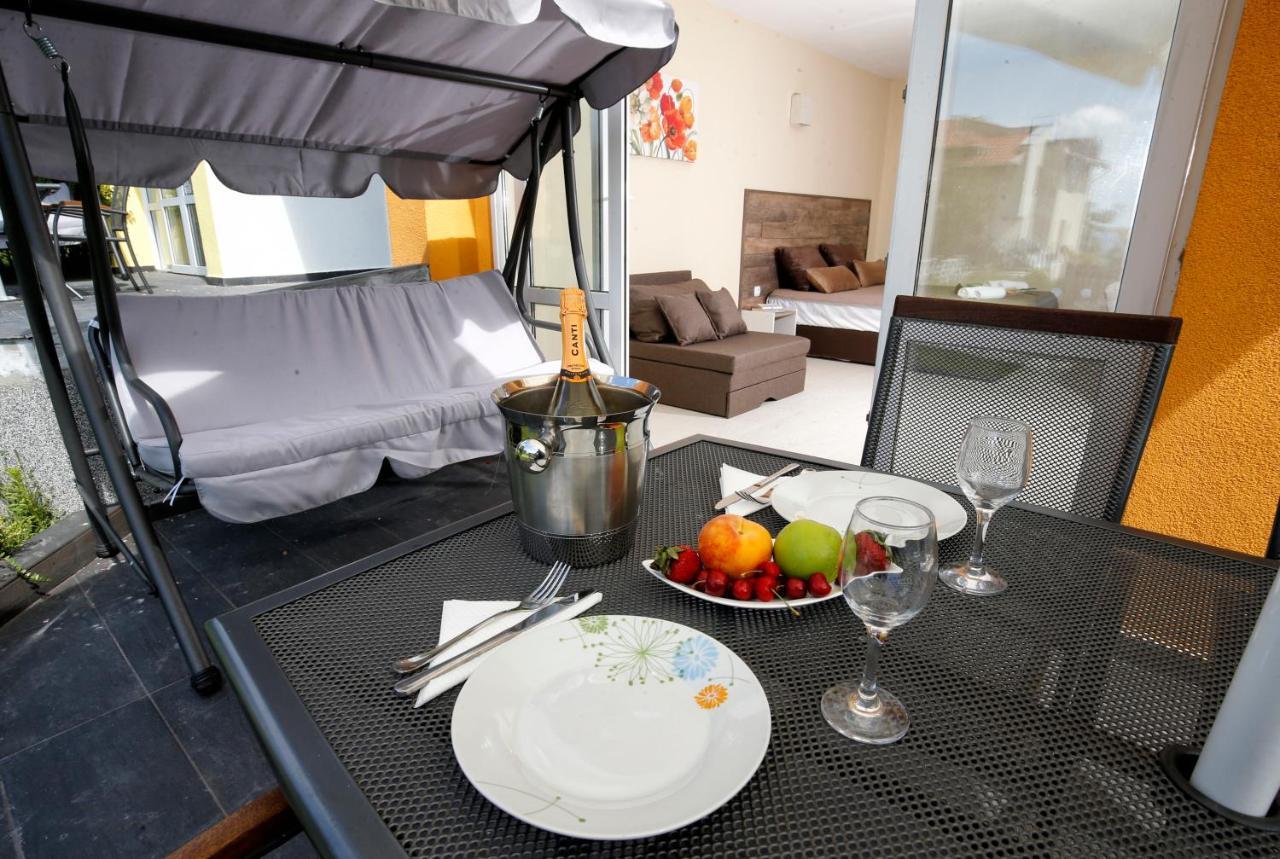Stayinn Rainbow Houses Beachfront By Asteri Hotels Солнечный берег Экстерьер фото