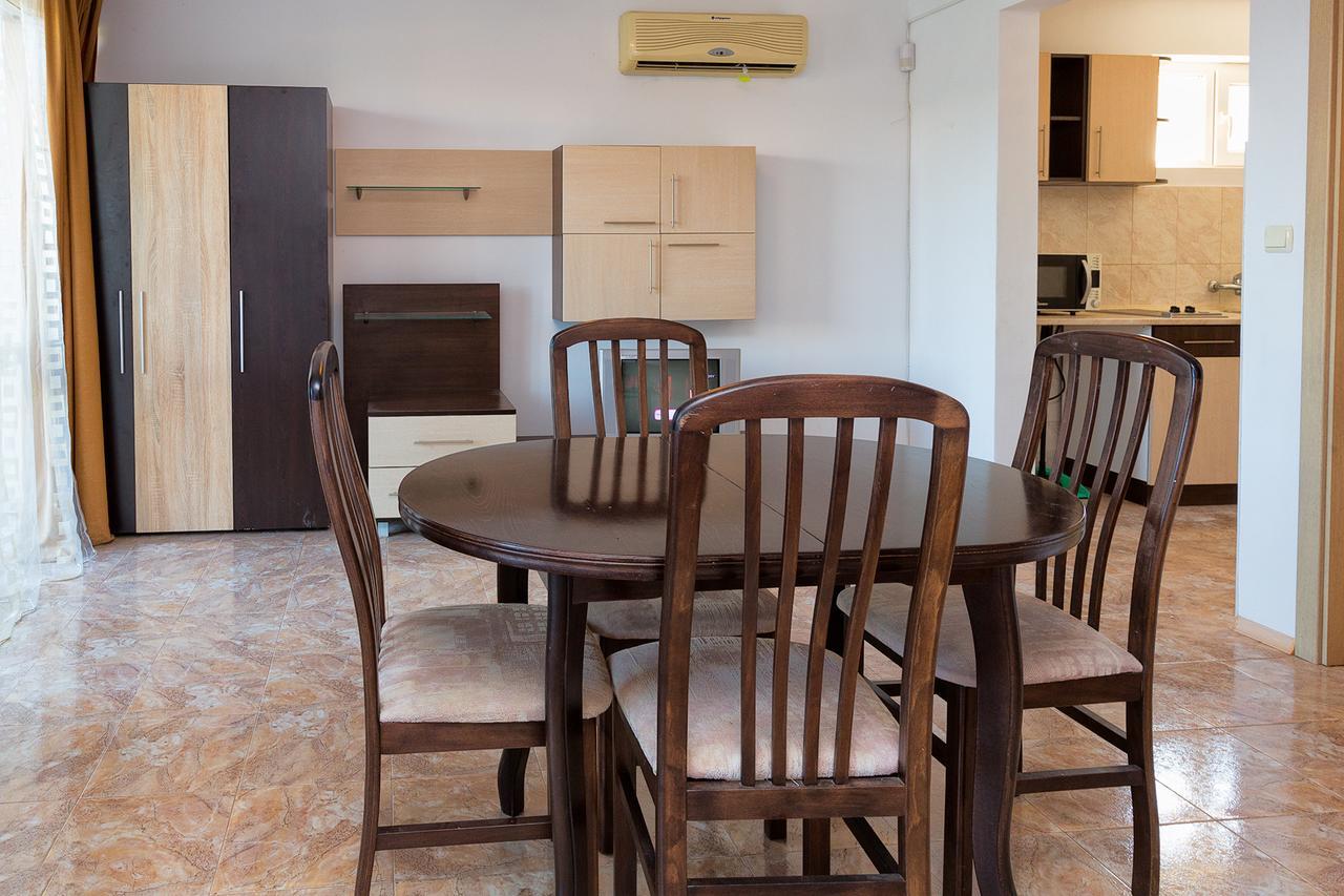 Stayinn Rainbow Houses Beachfront By Asteri Hotels Солнечный берег Экстерьер фото